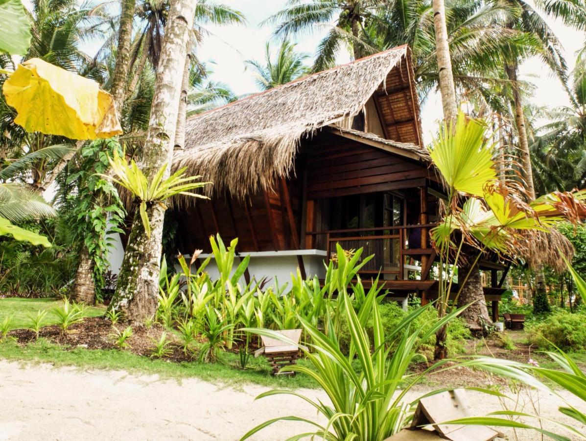 Harana Surf Resort General Luna  Exterior photo